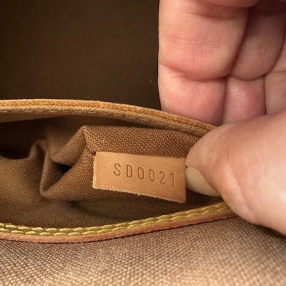 LOUIS VUITTON AUTH ALMA MONO LEATHER SHOULDER BAG W/ *AUTH LV CROSSBODY STRAP* - Picture 6 of 16